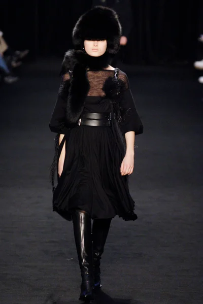 Look 30